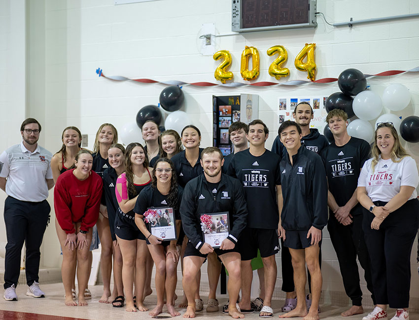 Wittenberg Swimming Senior Day